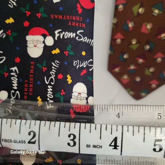 Variety Lot of 3 Men's Silk Neck Ties, from 3” To 4” Wide 1 Santa - Picture 6 of 10